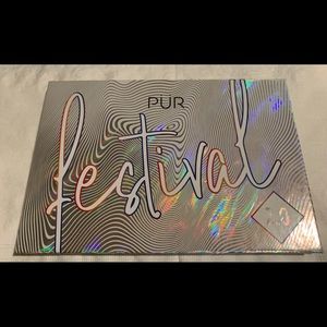 Makeup palette